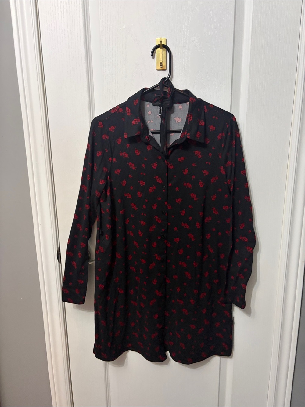Forever 21 Black Button-Front Tunic Top with Red Floral Print